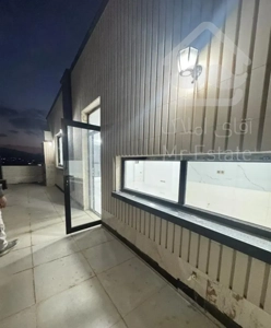 پنت هوس  خوش نقشه