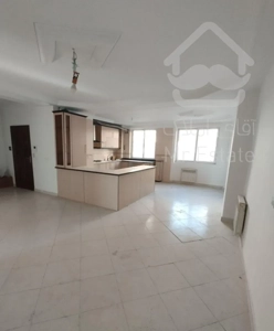 ۱۰۵ متر شمالی - جنوبی