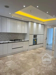 آپارتمان ۲۳۰ متری برای اجاره در آجودانیه