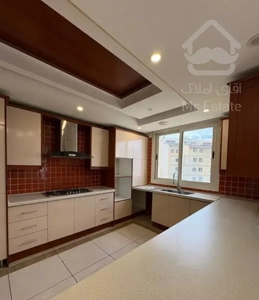 فرمانیه ۱۶۵ متر ۳ خواب تراس چیدمان
