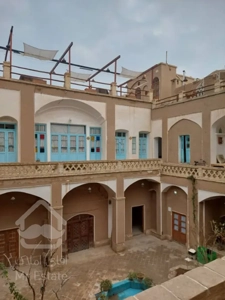 فروش هتل سنتی در کاشان