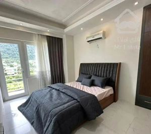 135متر 2 خواب کلید نخورده فول مشاعات و 2 پارکینگ