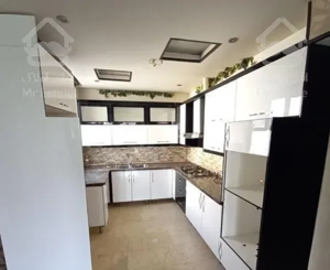 ۸۵متری * ۹ساله * شخصی