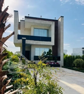 ویلاتریبلکس‌مدرن/مالک هستم/فول مبله/داخل شهرک