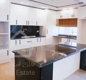 نوساز  تک واحدی  فاز سه با انباری بیست متری