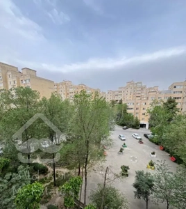 ۳ خوابه آپادانا ( گل سرخ )