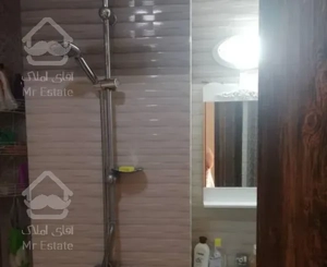 ۶۲متر آیت الله کاشانی خ بهنام طبقه ۶  روبه آفتاب