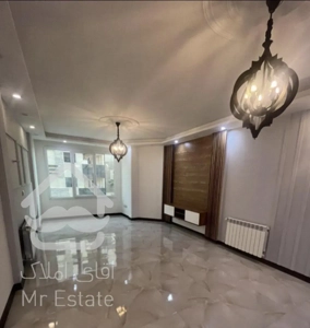 ۶۱ متر / پارکینگ و انباری/ شیک و خوش نقشه