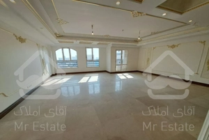 ۱۲۲ متر ۲ پارکینگ ۱۰۰۰ متر لابی فاخر روف استخر