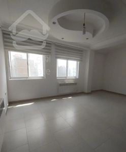 اجاره آپارتمان ۷۶ متری ۲ خوابه طبقه ۲