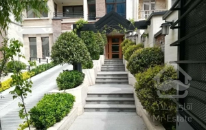 آپارتمان ۱۶۷ متری ۳ خوابه فول