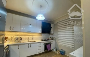 ۸۵ متر ۲ خوابه دارای پارکینگ و انباری کم واحد