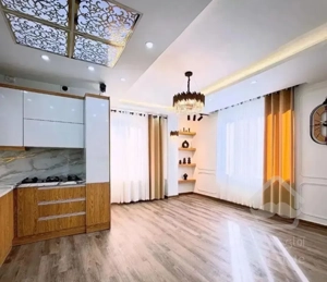 ۷۷متر /تاپ لکیشن
