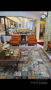 کامل بازسازی شده، سند تک برگ