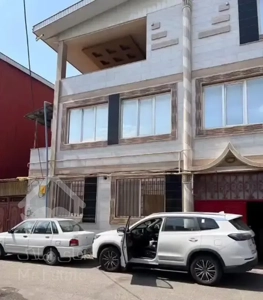 فروش آپارتمان ۱۴۵ متری ۲ خوابه طبقه ۱