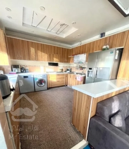 ۱۱۵متر/سه خواب/گل طبقات/زمین شهرداری/قایمیه