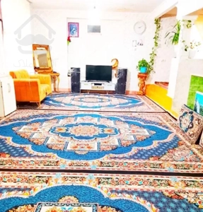 ویلایی 500متر، 100متر زیربنا  کنتور اب برق گاز