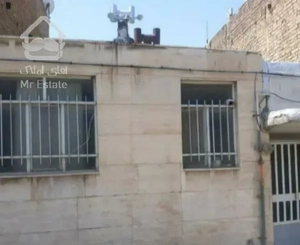 ۸۴ ویلایی(حصارک خ ایران زمین)