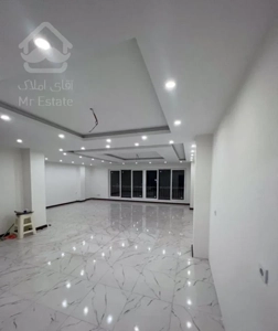 آپارتمان ۱۳۷ متری/۳ خوابه/سند آماده/بلوار طالقانی