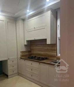 قیطریه ۱۱۱ متر ۲ خواب نزدیک پارک به قیمت رسیده