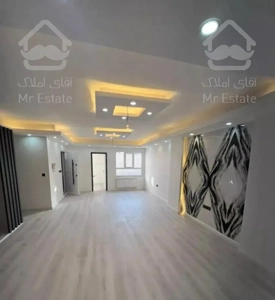 105 متر فول امکانات نور مستقیم سالن پرده خور