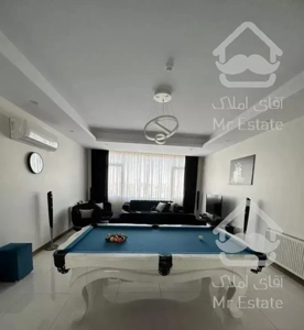 103 متر فول امکانات سالن پرده خور نور مستقیم