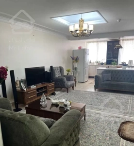 85 متر فول امکانات سالن پرده خور نور مستقیم