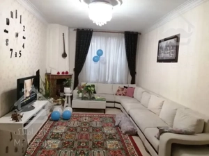 آپارتمان ۷۳متری ۲خواب روبه آفتاب  کوی بیمه اکباتان