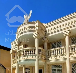 ویلایی شهرک غرب دنج استخر و ۵ پارکینگ
