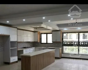 185متر/3خواب/فول/شهرک غرب/برج