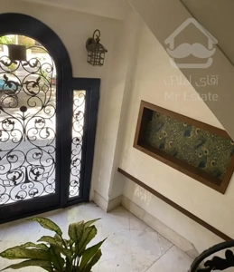 نیاوران ۹۵ متر ۲ خواب رهن