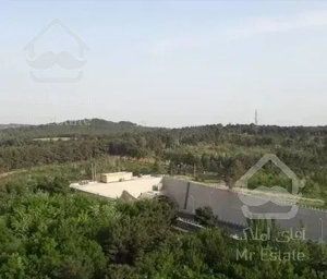 102 نوساز کلید نخورده رو به جنگل