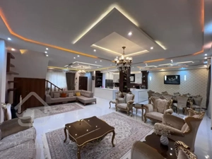 فروش ویلای ۲۶۰ متری متروپل