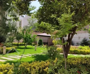 ۲۷۰ متر نیاوران گلسنگ ۶۰ متر تراس