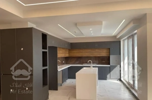 فروش واحد 180 متری در قدرتی