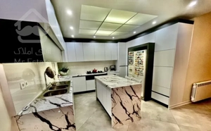 فروش آپارتمان ۱۲۱/ متر۲ خواب/مرجان