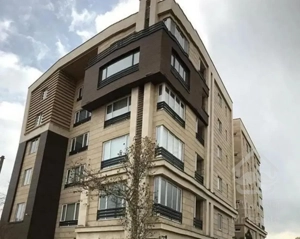 آپارتمان ۱۳۰ متری دو خواب