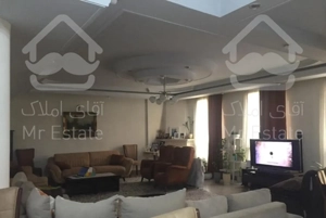 تجریش۱۲۸متر۲خواب،نورگیر