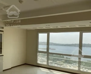 اپارتمانن زیبا در خط اول و دید ابدی دریاچه