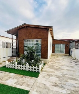 ویلا همکف دوخواب 180 متری شهرکی سند تک‌برگ