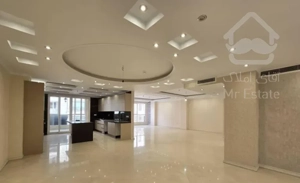 آپارتمان شیخ بهایی شمالی // ۱۲۵ متر