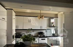 فروش آپارتمان ۸۵ متری ۲ خوابه در کوی هفدهم شهریور