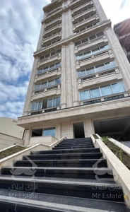 آپارتمان ۱۳۵متر کریم آباد