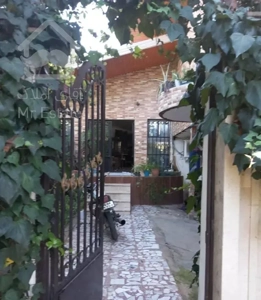 خانه دوبلکس در بالا لموک