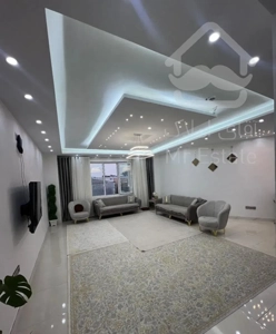 یک واحد درجه یک در مرکز شهر