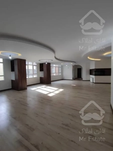 فروش آپارتمان 180متری تک واحدی در شهر زیبا به صورت اقساطی سند آماده شخصی تک برگ