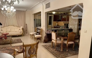 سهروردی شمالی/۱۳۰ متر/۳ خواب/فول امکانات