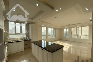 ۱۰۸متر/حکمت/نوساز