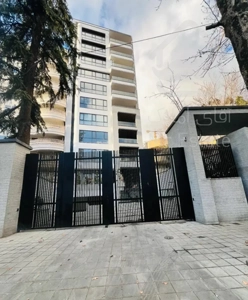 ۳۵۰ متر سوییت دار اقدسیه بوستان