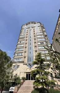 سعادت اباد صرافها ۱۳۷ متر ۳ خواب  رو به افتاب